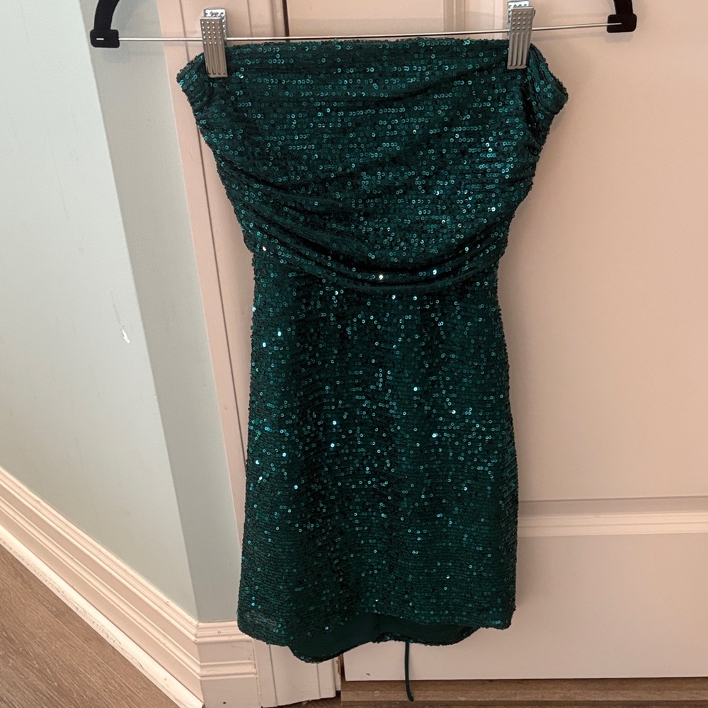 Lucy in the Sky Strapless Green Sequin Dress